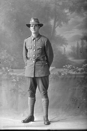 Leonard Hipkins Clarke - Online Cenotaph - Auckland War Memorial Museum