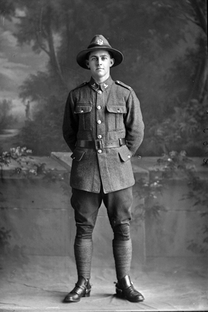 Russel Aubrey Simcock - Online Cenotaph - Auckland War Memorial Museum