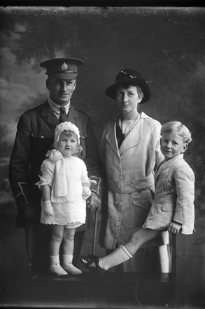 Ralph William Warren - Online Cenotaph - Auckland War Memorial Museum