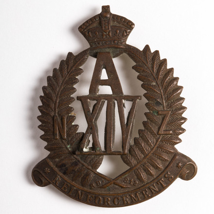 badge, regimental 2001x2.6