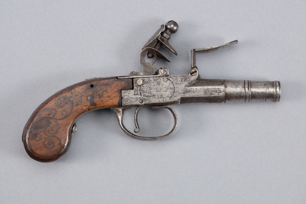 pistol, flintlock, 1941.109, W0991, 113090, Photographed by Richard NG, digital, 19 Jan 2017, © Auckland Museum CC BY