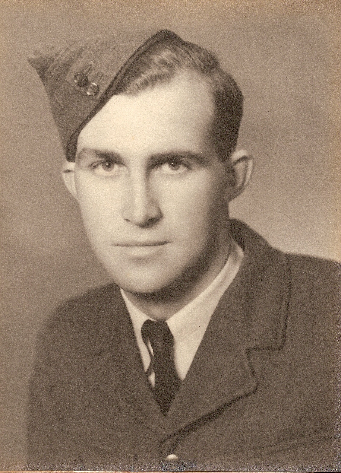 Ronald Ravenhall - Online Cenotaph - Auckland War Memorial Museum